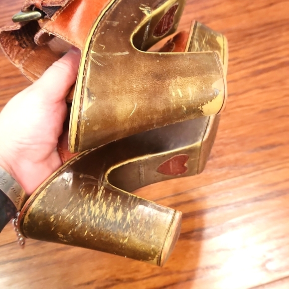 BORN Y2k Fat Strap Chunky Heel Slip On Leather Sandal - Picture 6 of 7